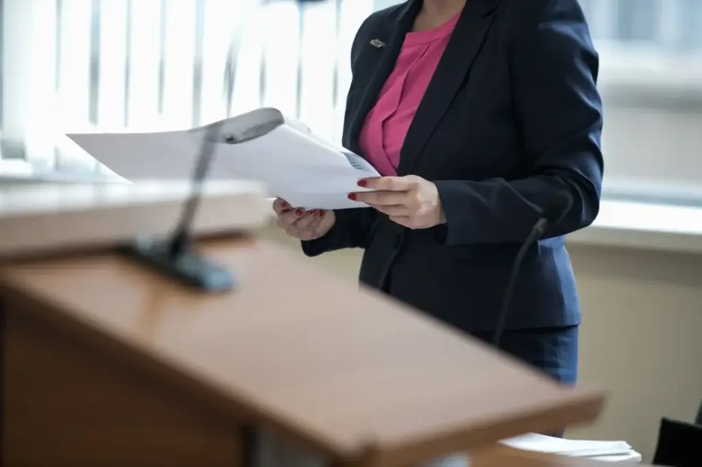 10 Disability Judge Trick Questions and How to Answer Them